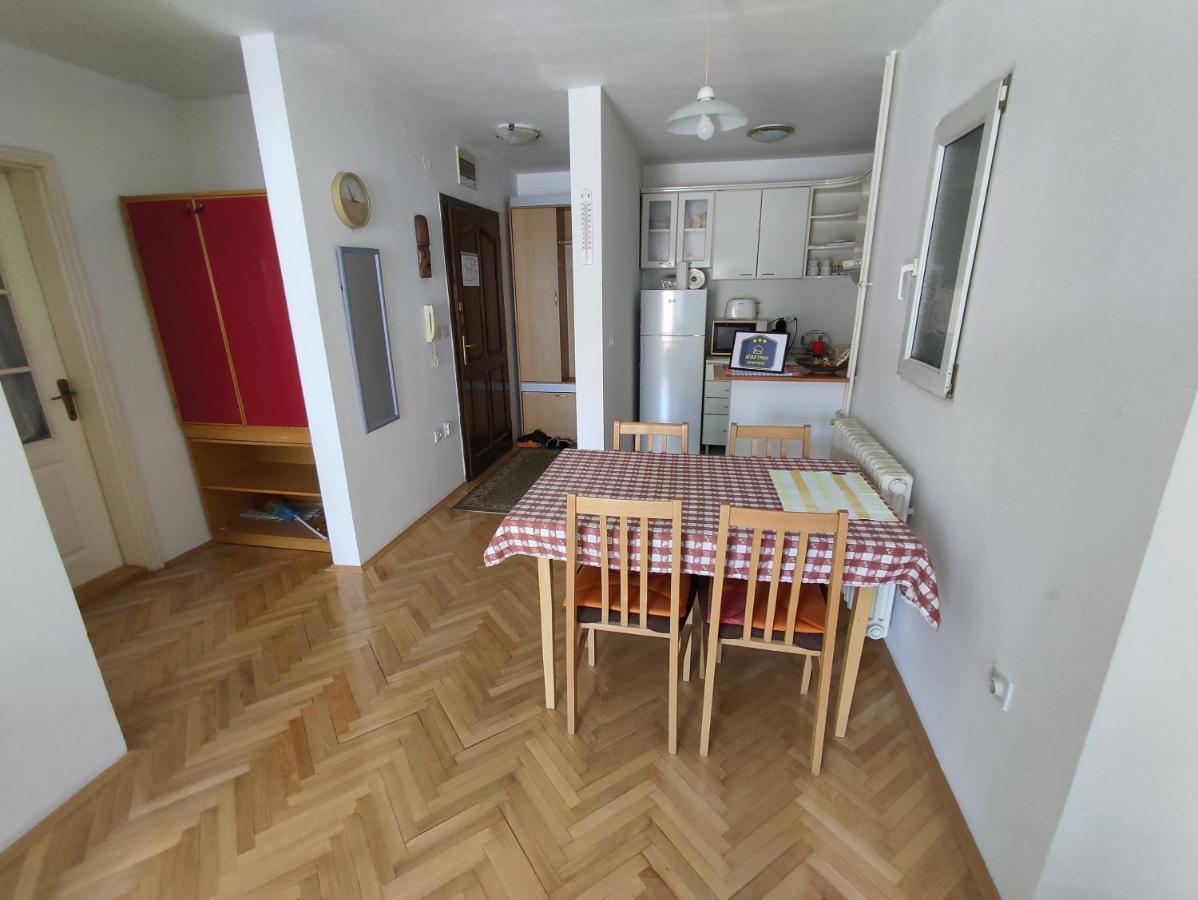 Woody Apartment Novi Sad Exterior photo